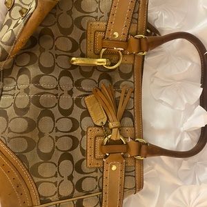 Preloved leather and fabric Coach bag with gold hardware